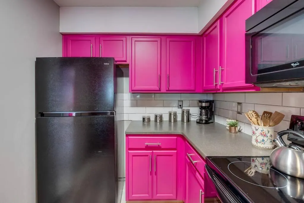 Vibrant Riverfront 2Bd With A Pool Nashville Apartmán